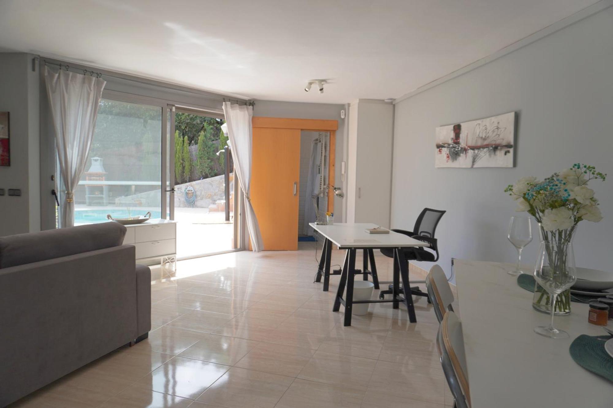 BlueLine 25km BCN-Piscina, sauna y vistas al mar Mataró Exterior foto