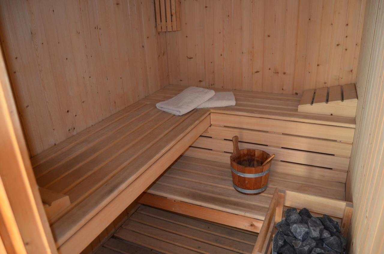 BlueLine 25km BCN-Piscina, sauna y vistas al mar Mataró Exterior foto